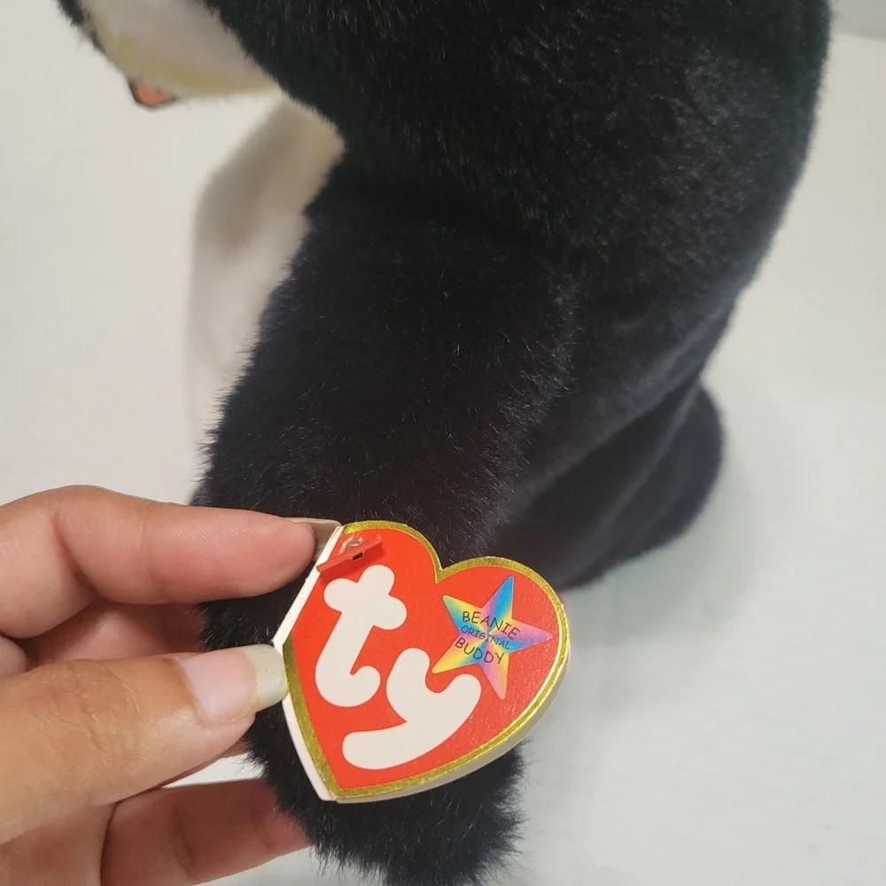 Ty‎  Beanie Buddies Admiral Penguin  2006.  RETIRED. 10